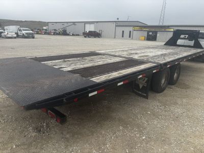 Used 2013 PJ Trailers 30’ GN