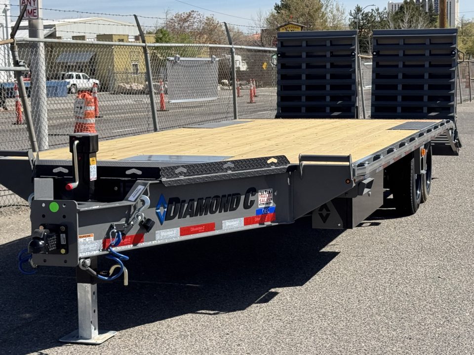 New 2026 Diamond C DEC 24' Max Ramps - 18K Deckover Equipment Trailer