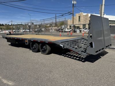 New 2026 Diamond C DEC 24' Max Ramps - 18K Deckover Equipment Trailer