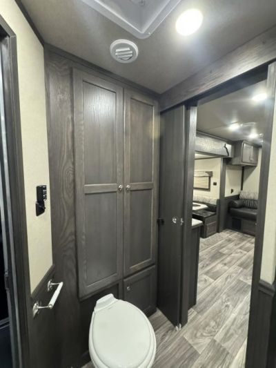 New 2026 Merhow Trailers Stampede 8414 Horse Trailer