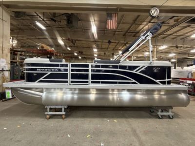 New 2026 Bennington 20 S Cruise Pontoon Boat