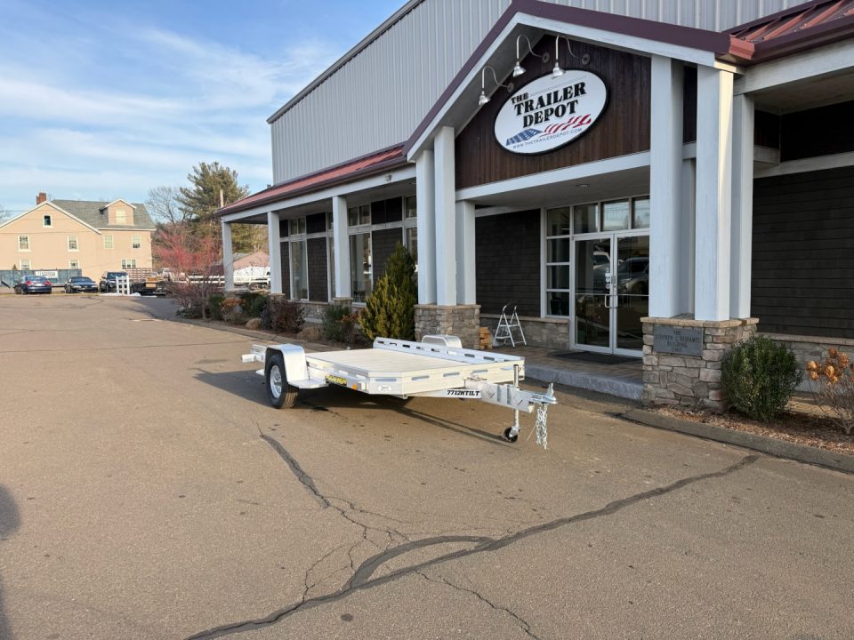 New ALUMA 6’5″ X 11'10" HEAVY DUTY UTILITY TILT 2.9K