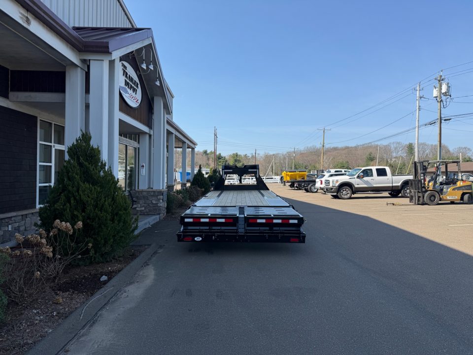 New SURE-TRAC 8'6" x 25' HEAVY DUTY LOW PROFILE DECKOVER TRAILER GOOSENECK 15K
