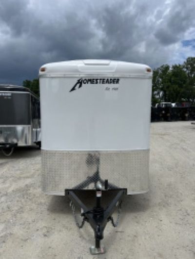 New 2026 Homesteader Trailer / Challenger Series / 5x8 / 5'7" Interior Height / Single Swing Rear Door / 32" Side Door / 24" Stoneguard / .030 White Aluminum