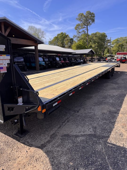 2026 Hillcrest Trailers photo 3