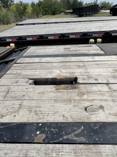 Used 2023 East Texas Trailers GOO-6592 Deckover Trailer