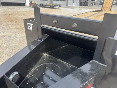 New 2026 Behnke 102"x31' 20 TON Pintle Hitch Tag Trailer *AIR RAMPS*
