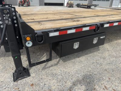 New 2026 Behnke 102"x31' 20 TON Pintle Hitch Tag Trailer *AIR RAMPS*