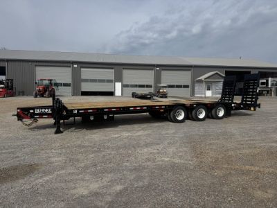 New 2026 Behnke 102"x33' 25 TON Pintle Hitch Trailer *AIR RAMPS*
