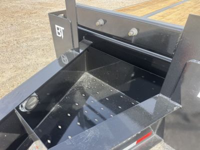 New 2026 Behnke 102"x33' 25 TON Pintle Hitch Trailer *AIR RAMPS*