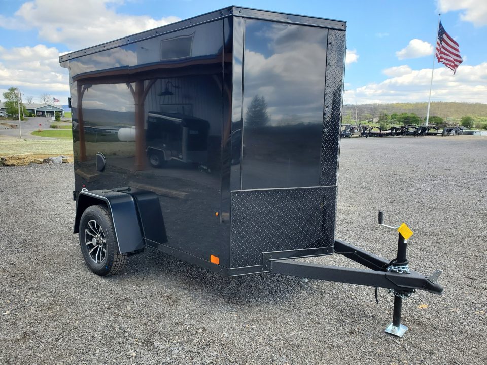 New 2026 Look Trailers ST DLX Cargo / Enclosed Trailer / 5'X8' / 2990GVWR
