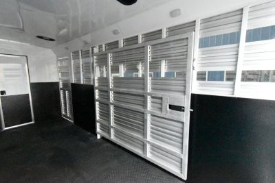 New 2026 Bison Trailers TH71016 Horse Trailer