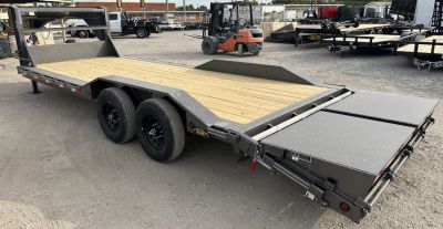 New 2026 East Texas Trailers 102"x24' Gooseneck Lowstyle w/ Drive over fenders & Mini Macho Dove Equipment Trailer