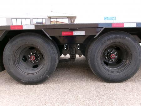 New 2027 Load Trail 102x28 GN Flatbed w/ Max Ramps 24k