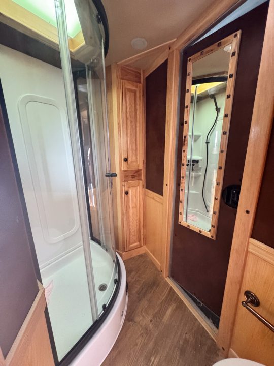2007 5×12 Horse Livestock Trailer photo 7