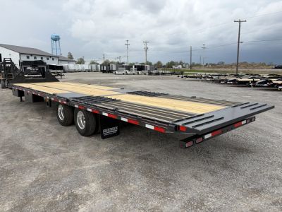 New 2026 Diamond C Trailers FMAX210L35X102HDT (102" x 35') 25K Hydraulic Dovetail Flatbed Trailer