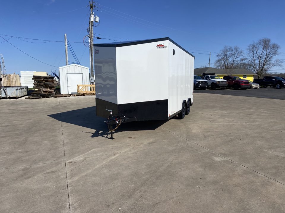 New United UJ-8.5X16 Enclosed Trailer
