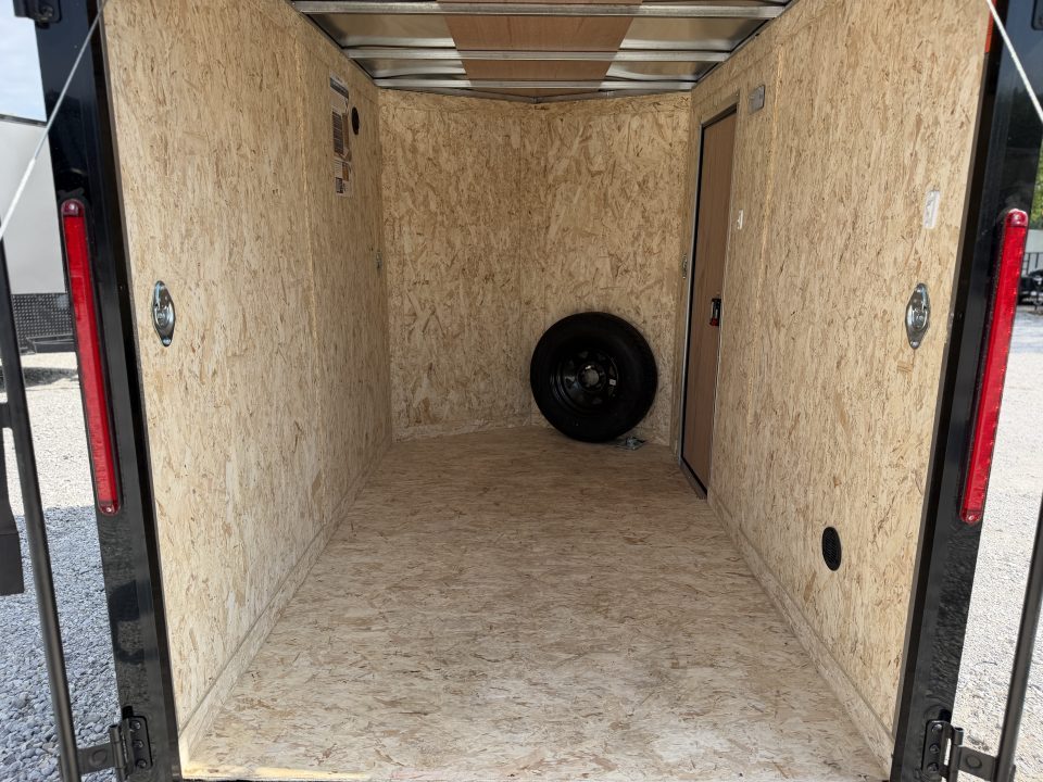 New 2026 Look Trailers 5X8 ST DLX Cargo / Enclosed Trailer