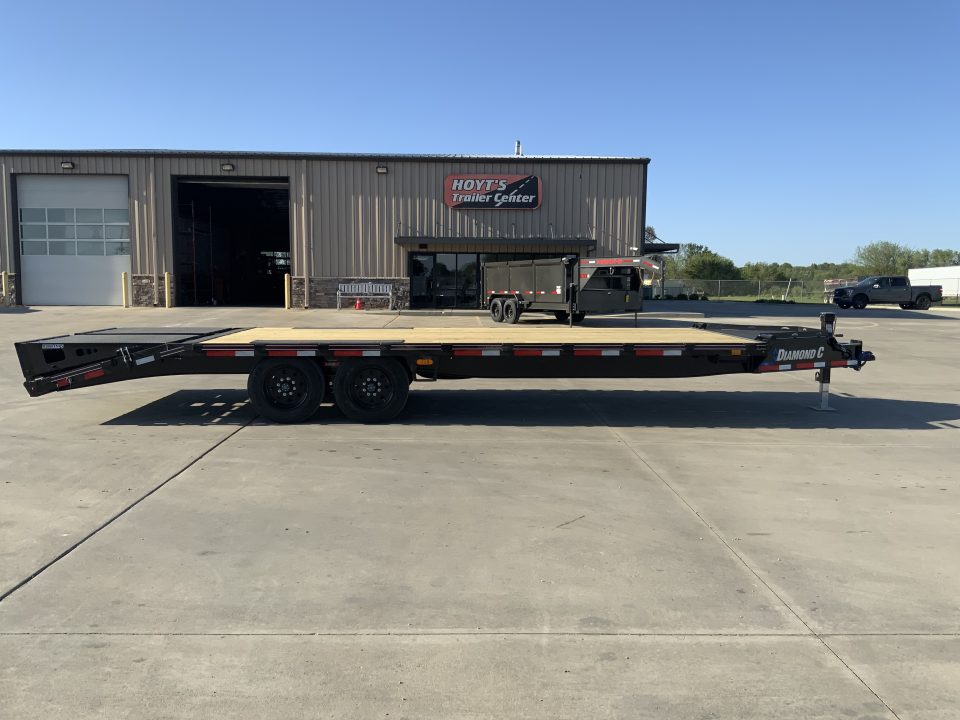 New 2026 Diamond C DEC 208 Deckover Trailer