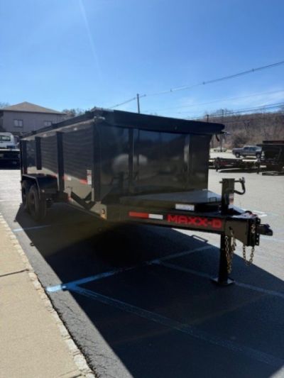 New 2026 MAXX-D DJX8316 Dump Trailer