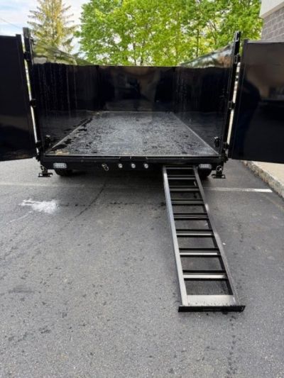 New 2027 MAXX-D DJX8316 Dump Trailer