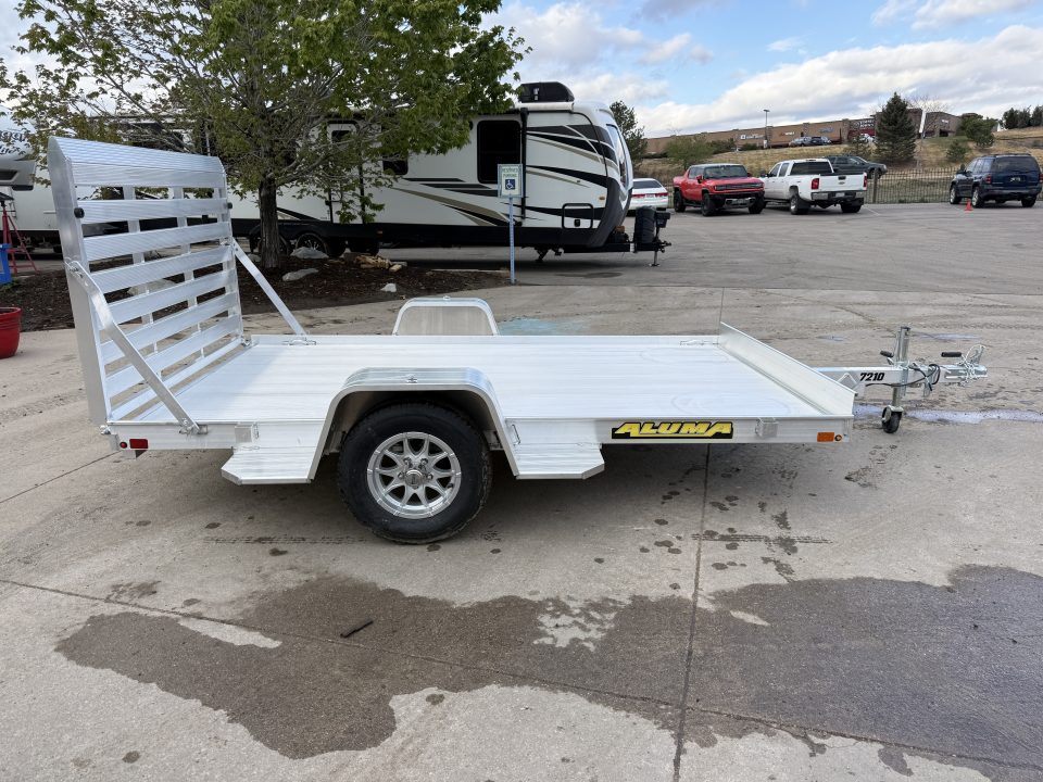 2027 Aluma 7210S-TG photo 2