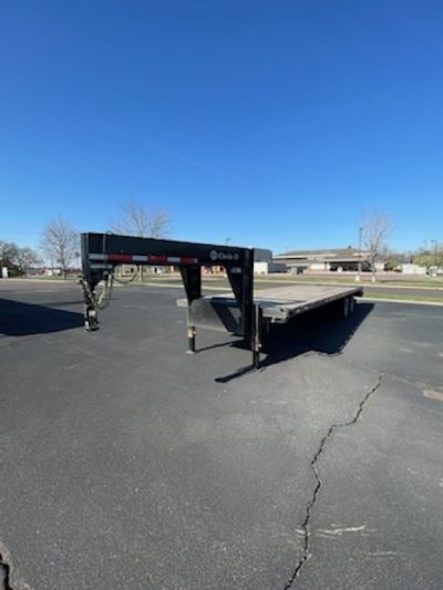 Used 2023 Circle D 8.5x32 GN flatbed Equipment Trailer