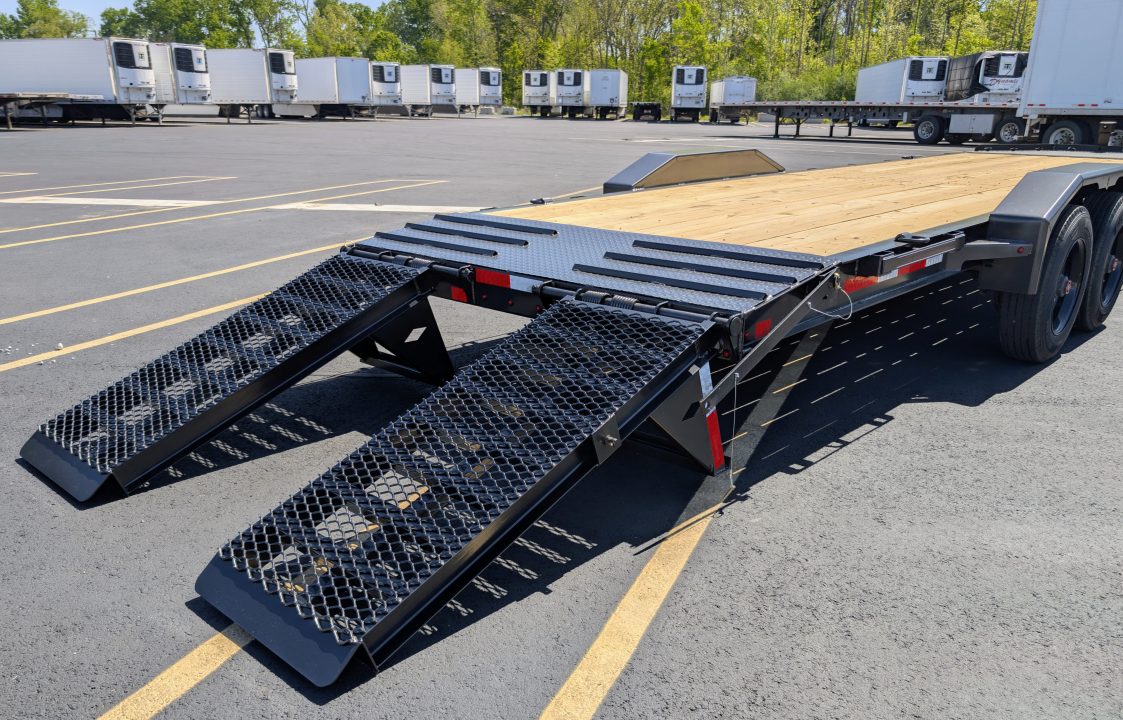 9×24 Equipment Flatbed Trailer photo 5