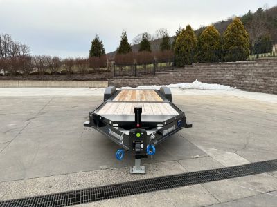 New Diamond C 22' Hydraulic Dampening Tilt (HDT 208)