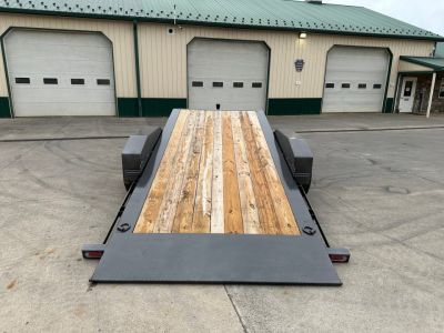 New Diamond C 22' Hydraulic Dampening Tilt (HDT 208)