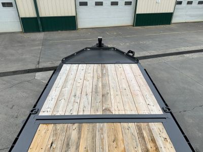 New Diamond C 22' Hydraulic Dampening Tilt (HDT 208)