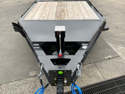 New Diamond C 22' Hydraulic Dampening Tilt (HDT 208)