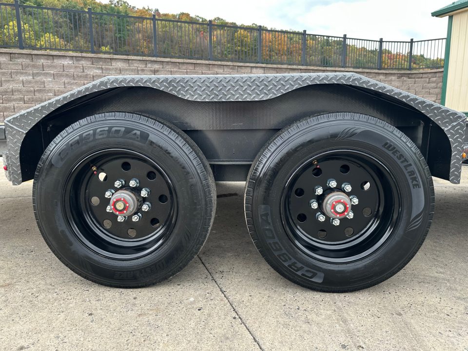 New Diamond C 22' Hydraulic Dampening Tilt (HDT 210)