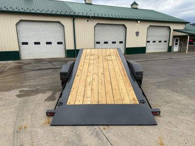 New Diamond C 22' Hydraulic Dampening Tilt (HDT 210)