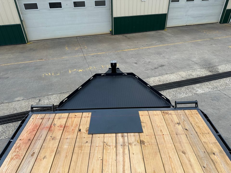 New 2027 Diamond C Trailers DEC210 Equipment Trailer