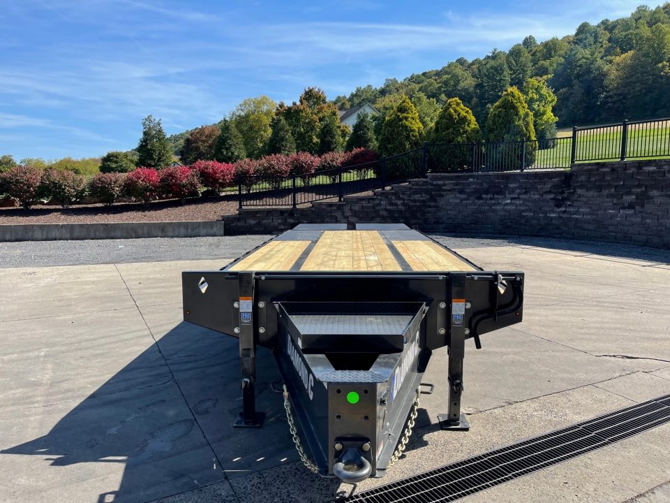 New 2027 Diamond C Trailers PX212 Pintle Hitch w/ Duals 25' Equipment Trailer