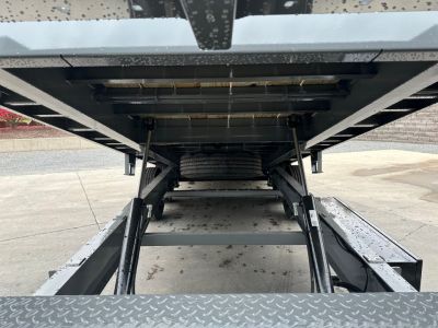 New 2026 Diamond C 24' DET207 Gooseneck Power Tiltdeck