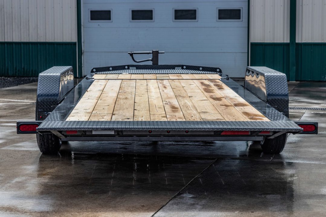 New Diamond C 20' Hydraulic Dampening Tilt (HDT207)