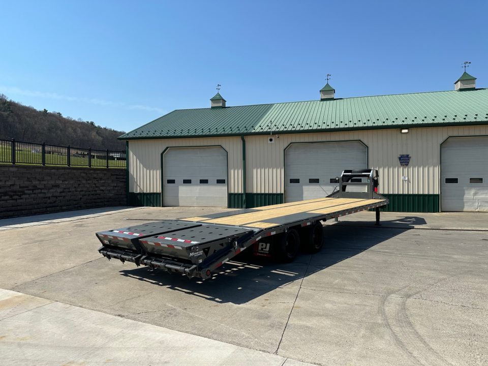 New PJ 35' Low-Pro Flatdeck With Duals (LD) - Monster Ramps