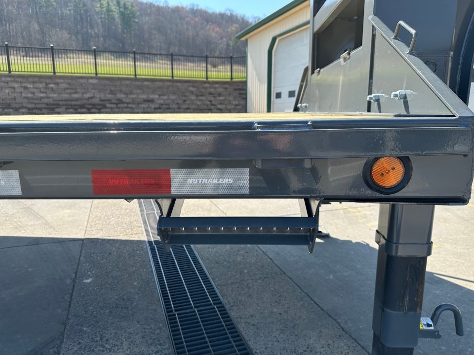 New PJ 35' Low-Pro Flatdeck With Duals (LD) - Monster Ramps