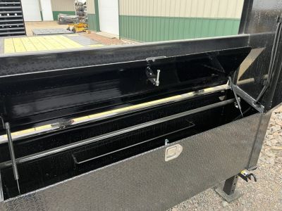 New 2026 25' 16k PJ Gooseneck Flatbed Trailer