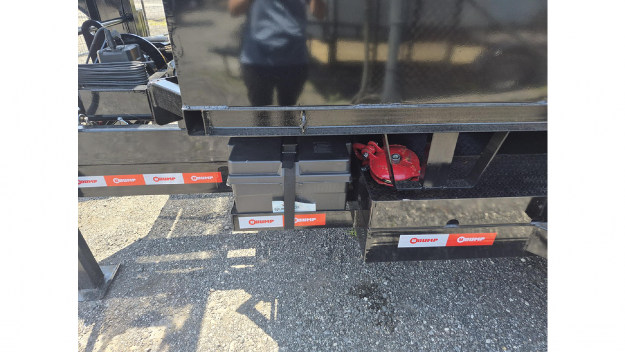 New 2026 U-Dump Trailer Gooseneck Roll off 7K w/Electric Brake Axles & a 15K Industrial Winch with 14 Ply Tires with 2 12 Yard Roll Off Containers Roll Off