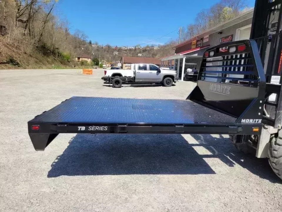 New Moritz International TB7-86 SRW 8.5' Flatbed