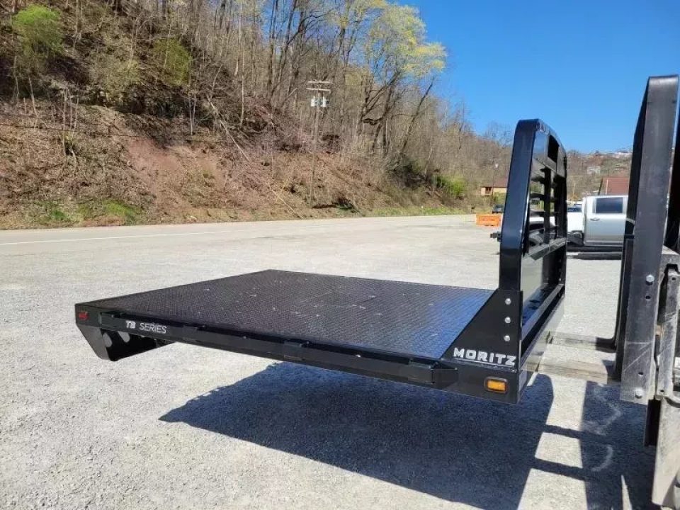 New Moritz International TB7-86 SRW 8.5' Flatbed