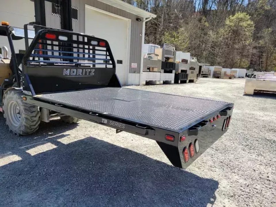 New Moritz International TB7-86 SRW 8.5' Flatbed