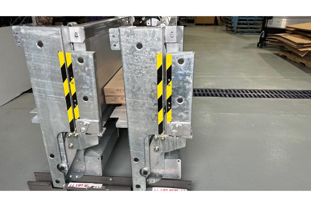 New Thieman TT15AL 49" x 32+6 Galvanized Lift Gate