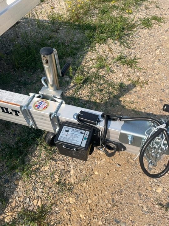 2027 Aluma 8015STILT photo 4