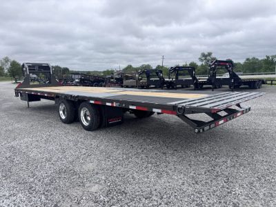 New 2026 MAXX-D 32' YDX Hydraulic Dovetail Gooseneck Equipment Trailer