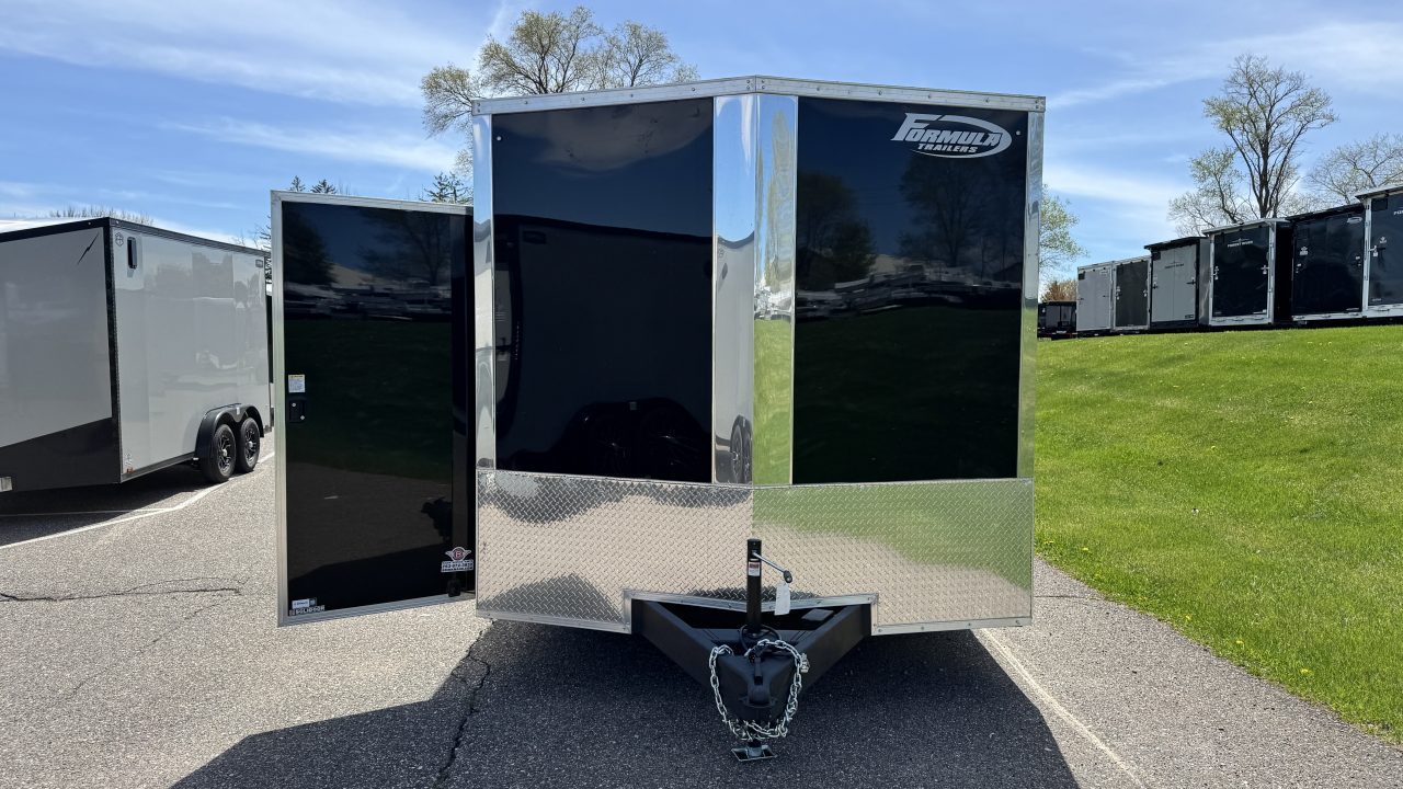 2026 Formula Trailers photo 9