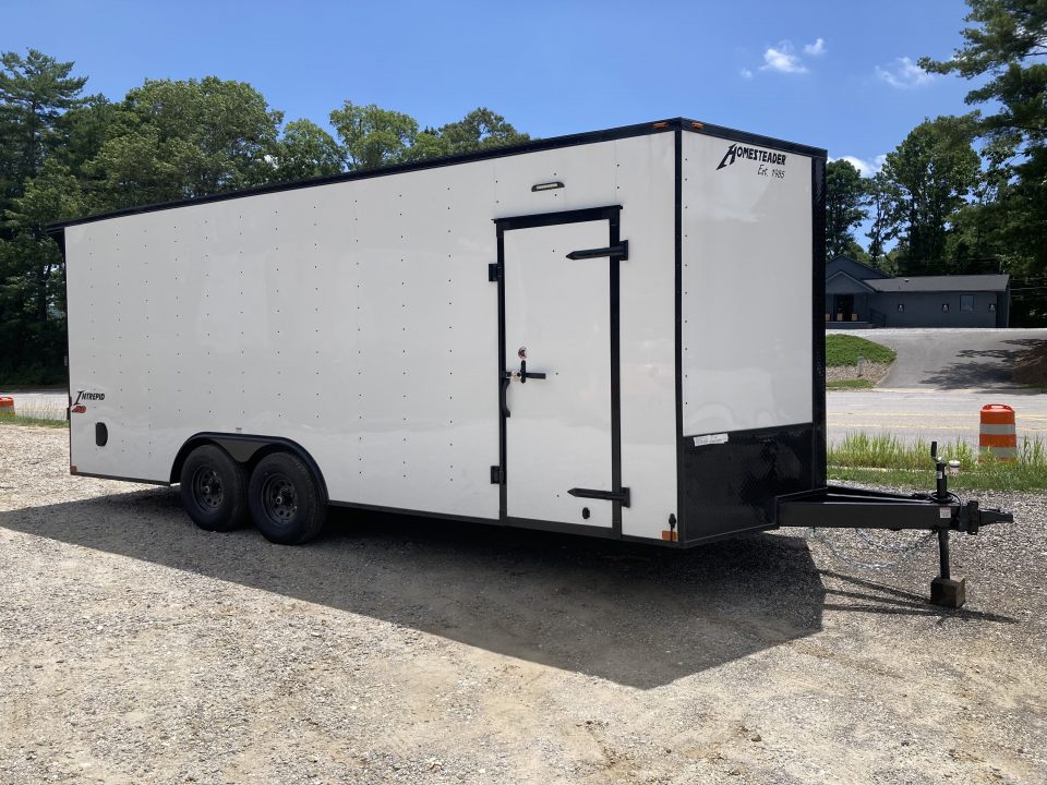 New 2026 HOMESTEADER CARGO TRAILER / INTREPID SERIES / 8..6'X20' / 32" SIDE DOOR / RAMP REAR DOOR / .080 WHITE POLY CORE ALUMINUM / BLACK OUT PKG / 7' INTERIOR HEIGHT / 5200# AXLES / REAR SPOILER W/ LOAD LIGHTS